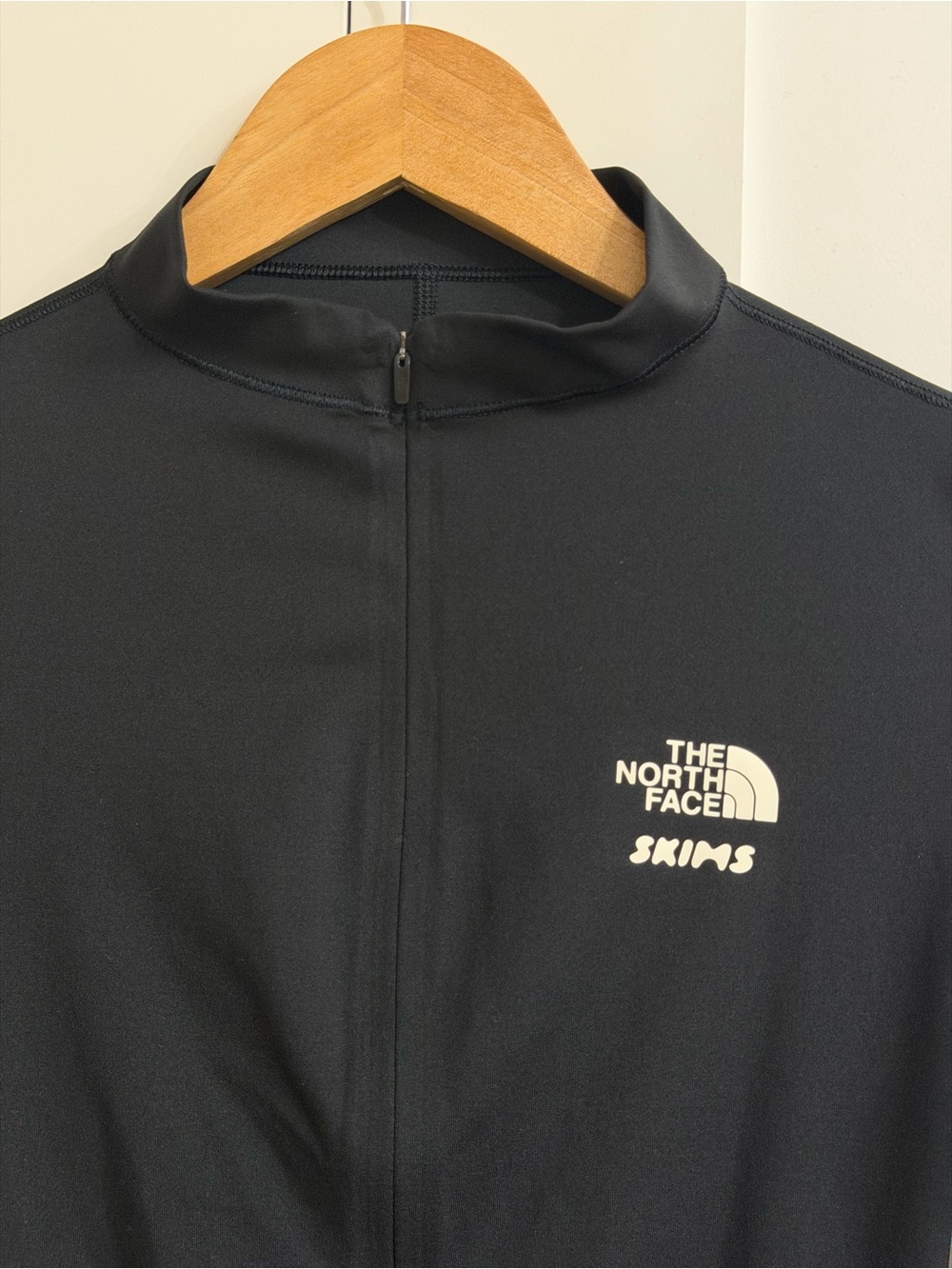 NWT Skims x The North Face Refina Bodysuit SMALL - Picture 4 of 10